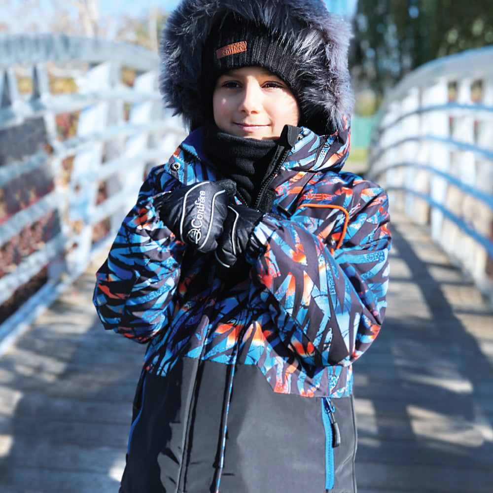Men's winter jacket with -35 C cold protection, water repellent shell, breathable fabric, LED light, fleece lining, adjustable cuffs, YKK zipper, snowskirt. Includes durable pants with adjustable suspenders, reflective piping, Corduratech reinforcement, adjustable leg hem, side zippers, removable bib